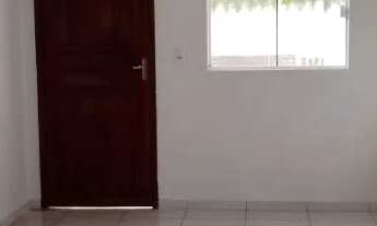 Imagem 2: Casa com dois dormitórios disponível para locação no bairro Rio Vermelho