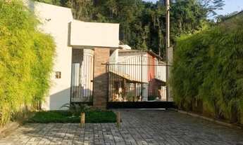 Imagem 6: Casa de 2 suítes, em condomínio, recém construída em Penedo-RJ