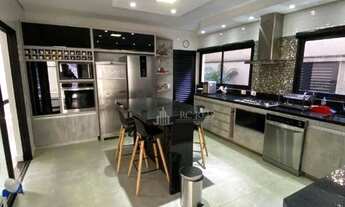 Imagem 10: Casa mobiliada em ALPHAVILLE, 5 dormit, sendo 4 suítes, com AC 450 m², VENDA R$ 5.300.000