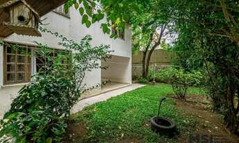 Imagem 4: VENDE CASA COM 4 QUARTOS - BAIRRO BOM RETIRO - CURITIBA / PR