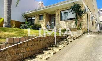 Imagem: Casa em PORTO ALEGRE - RS