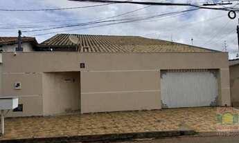 Imagem: Casa com 4 dormitórios à venda, 189 m²