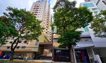 Imagem 2: Apartamento 2 Quartos com Varanda em Excelente Localização