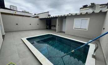 Imagem: Oportunidade!! Casa com piscina, 04 dorms