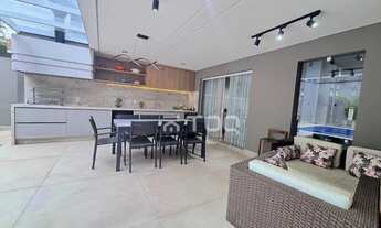 Imagem: Casa com 3 dormitórios à venda, 311 m²