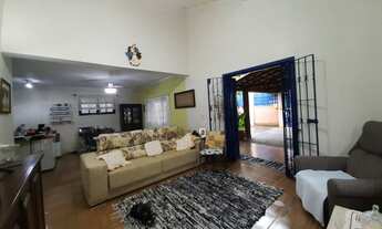 Imagem 4: Casa a venda Praia das Toninhas em Ubatuba . Três dormitórios