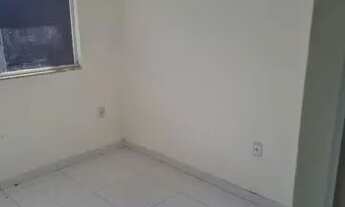 Imagem 5: Sobrado para venda possui 80 metros quadrados com 3 quartos em Arembepe (Abrantes) - Camaç