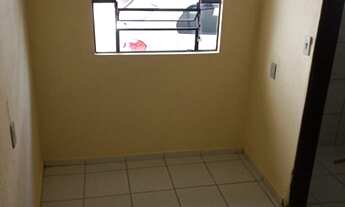 Imagem 6: Apartamento tipo Kitinet, localizado no bairro Velha, na frente da Vila Germânica