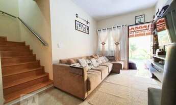 Imagem 4: Sobrado para Venda por R$415.000,00 com 75m², 3 dormitórios, 2 vagas e 2 banheiros - Itaqu