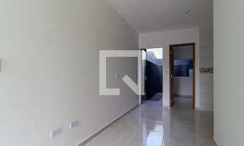 Imagem 3: Casa para Aluguel - Tatuquara, 2 Quartos, 37 m2