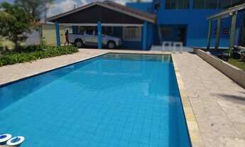 Imagem 5: Casa frente ao mar com piscina