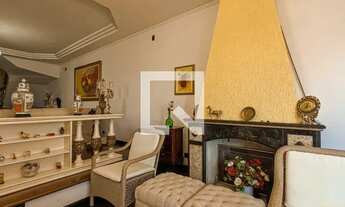 Imagem 2: Casa à Venda - Vila Galvão, 3 Quartos, 525 m2