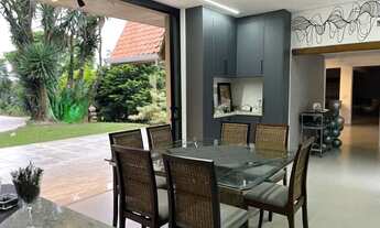 Imagem 3: Casa de condomínio sobrado para venda possui 450 metros quadrados com 4 quartos