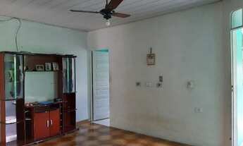 Imagem 6: Casa com 3 construções independentes no mesmo terreno no Conj Hileia II