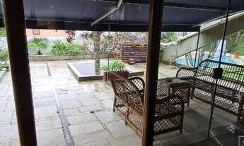 Imagem 4: Casa Adeia da Serra com 5 Suites