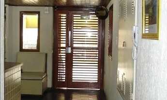 Imagem 4: Kitnet centro com divisória, sacada