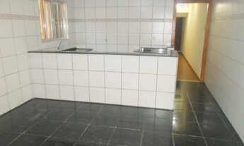 Imagem 5: Casa 04 Cômodos , wc , garagem portão automático Santa Tereza próx. comércio em geral