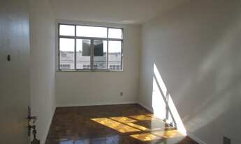 Imagem 5: Ótimo Local ! Apartamento com 2 dormitórios