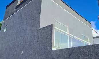 Imagem 2: Sobrado para venda possui 80 metros quadrados com 3 quartos em Arembepe (Abrantes) - Camaç