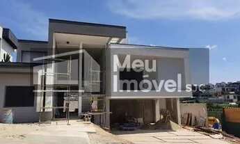 Imagem: Casa / Sobrado a venda com 04 quartos (suítes)