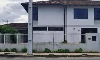Imagem: Casa com 4 dormitórios para alugar, 220