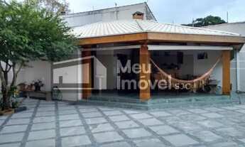 Imagem 5: Casa a venda no condominio Floresta em Caçapava com 4 quartos, sendo 2 suites