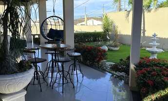 Imagem 5: Linda Casa piscina e Área Verde