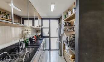 Imagem 5: Casa em Condomínio com 3 quartos, 3 vagas e 184m² para vender por R$ 1.180.000 Rua Adriano