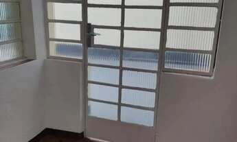 Imagem 5: Casa com 01 Dormitório e 02 Vagas de Garagem