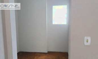 Imagem 4: Studio amplo, na Consolação, silencioso, cozinha separada, de frente para área verde e pró