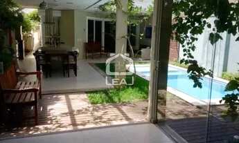 Imagem: Casa de condomínio à venda de 442m² com