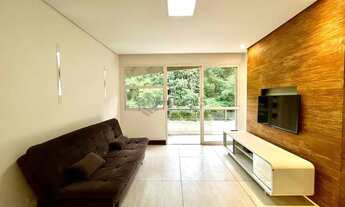 Imagem: Apartamento reformado com varanda na quadra-mar