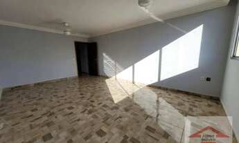 Imagem 2: Apartamento com 3 quartos, sendo 1 suíte, 130 m² - venda por R$ 655.000 ou aluguel por R