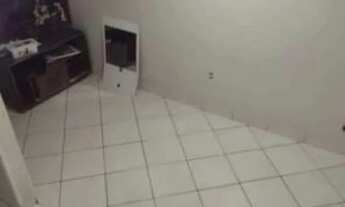 Imagem: ALUGUEL DE CASA DE FUNDOS (QNL 13), 02 QUARTOS