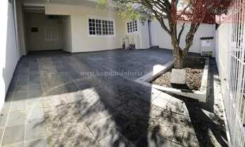 Imagem: Espaçosa casa para locação em São José