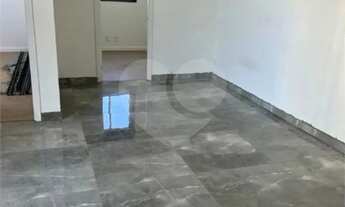 Imagem: Apartamento à venda com 2 quartos no condomínio