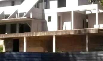 Imagem: Casa de condomínio em Rua dos Gerânios