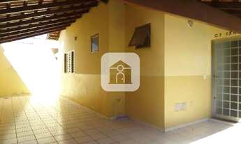 Imagem 2: Casa em condomínio fechado para locação no bairro Santa Mônica