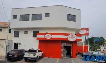 Imagem 2: Casa com 1 Quarto(s) e 1 banheiro(s) para Alugar, 124 m² por R$ 1600 / Mês