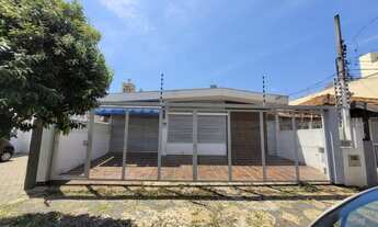 Imagem 2: CASA COMERCIAL Casa com 5 dormitórios