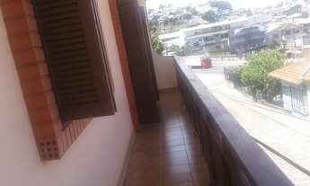 Imagem: Casa com sala comercial