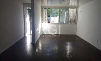 Imagem 2: Casa a venda 3 dormitórios, 1 suíte, 200m² no bairro Petropolis, Porto Alegre/RS