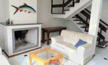 Imagem 5: Sobrado composto por 5 dormitórios (2 suítes) no Centro - Imbé - RS