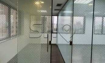 Imagem 7: Conjunto comercial á 250m da AV. Faria Lima