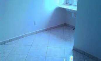 Imagem 3: Quarto com 1 banheiro livre de: enegia/agua e IPTU por R$500 Quitinete Kitinete Kit