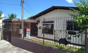 Imagem: CASA - 3 QUARTOS - FUNDOS COM CASA 2 QUARTOS