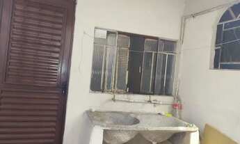 Imagem 5: Alugo Kitnet perto metrô Excelente localização Para moças, rapazes , casal.