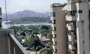 Imagem 5: Cobertura para venda possui 268 metros quadrados com 5 quartos