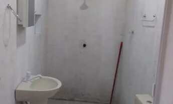 Imagem 4: Área de terra com casa