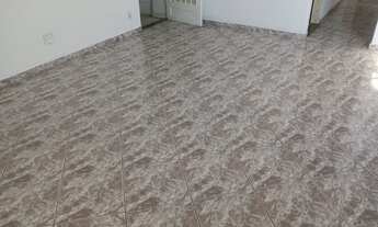 Imagem 3: Amplo apartamento próximo da Av. Min. Edgard Romero, Mercadão de Madureira e Principal Com